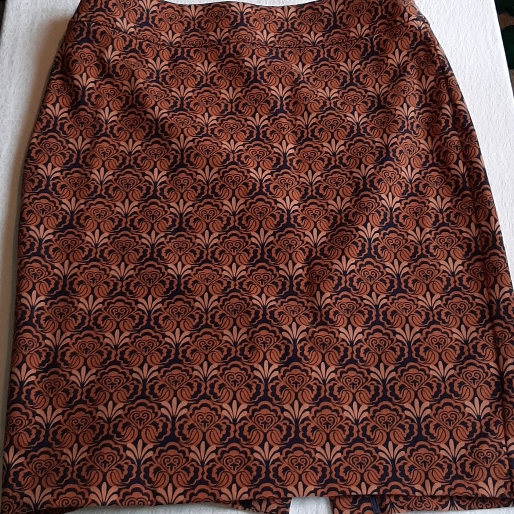 Loft pencil skirt